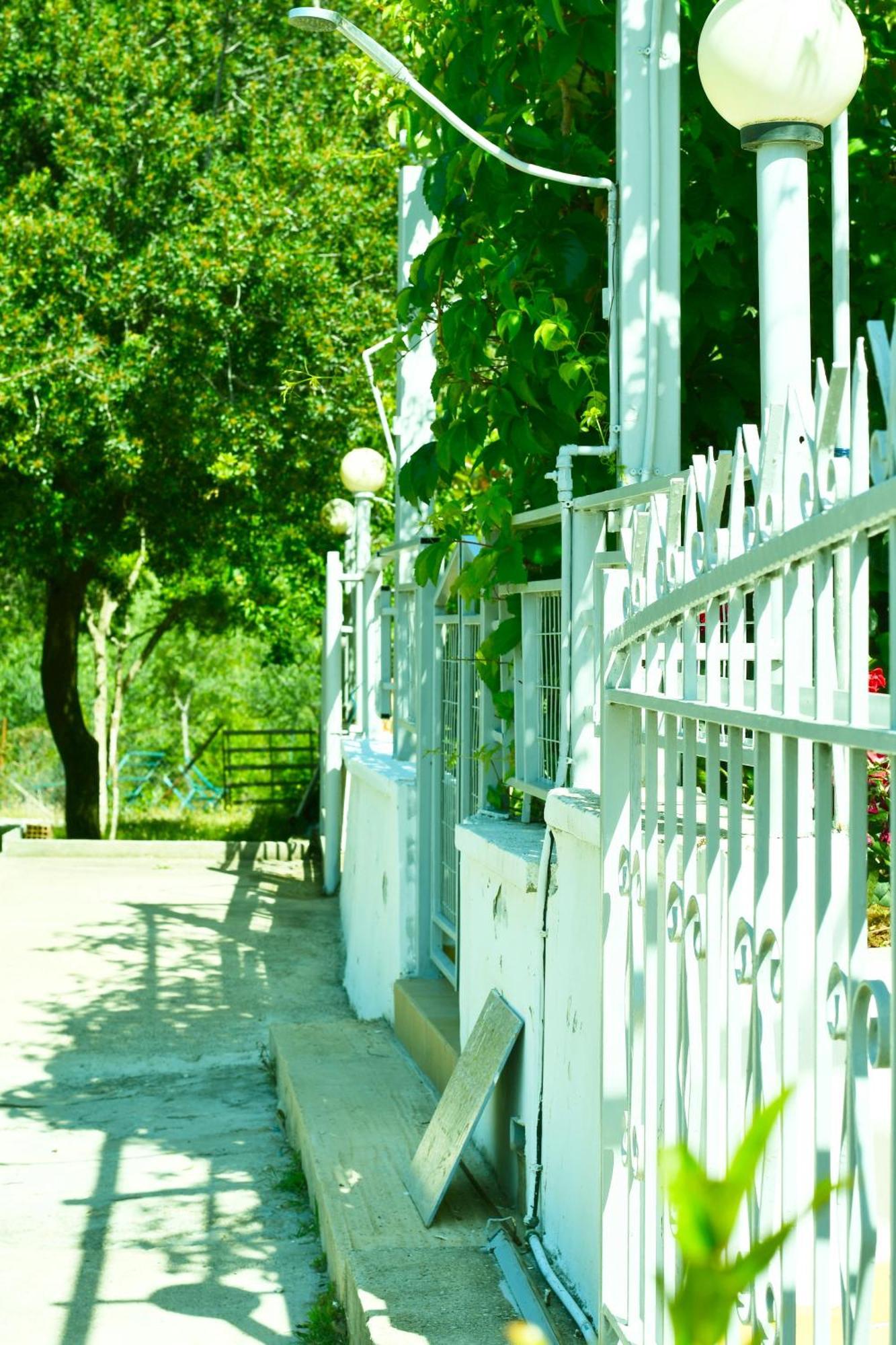 הימארה Garden Rooms מראה חיצוני תמונה
